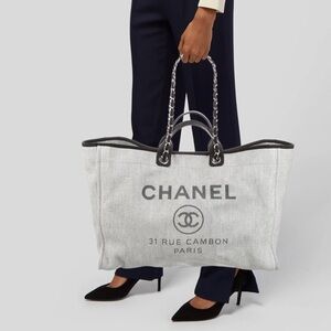 Chanel XL deauville bag